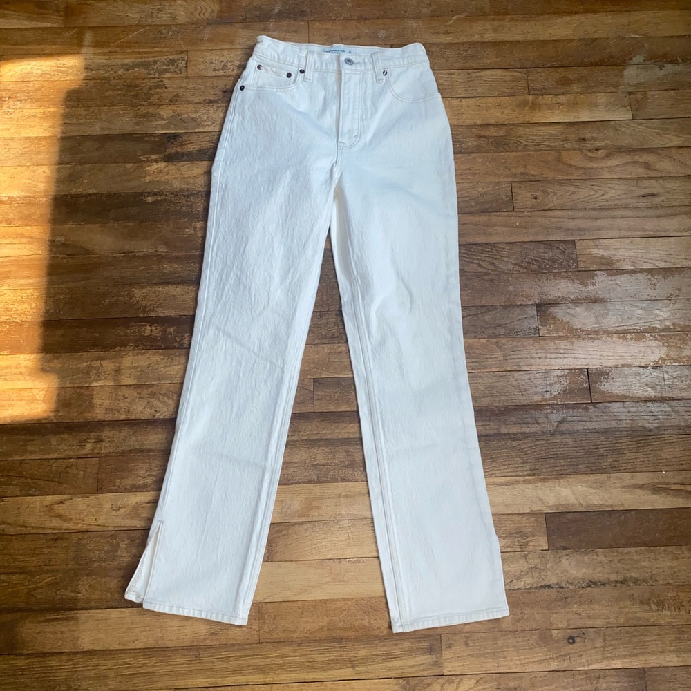 White Abercrombie jeans size 25